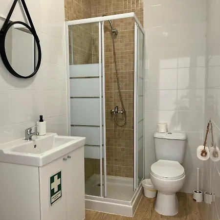 Xl & Xl Apartment