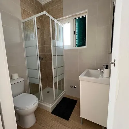 Xl & Xl Apartment *