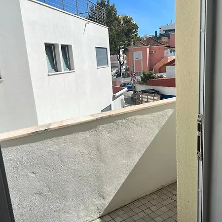 Xl & Xl Apartment