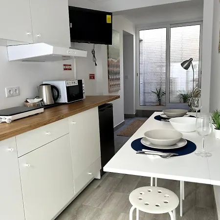 Apartment Xl & Xl Costa da Caparica