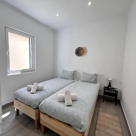 Xl & Xl Apartment Costa da Caparica